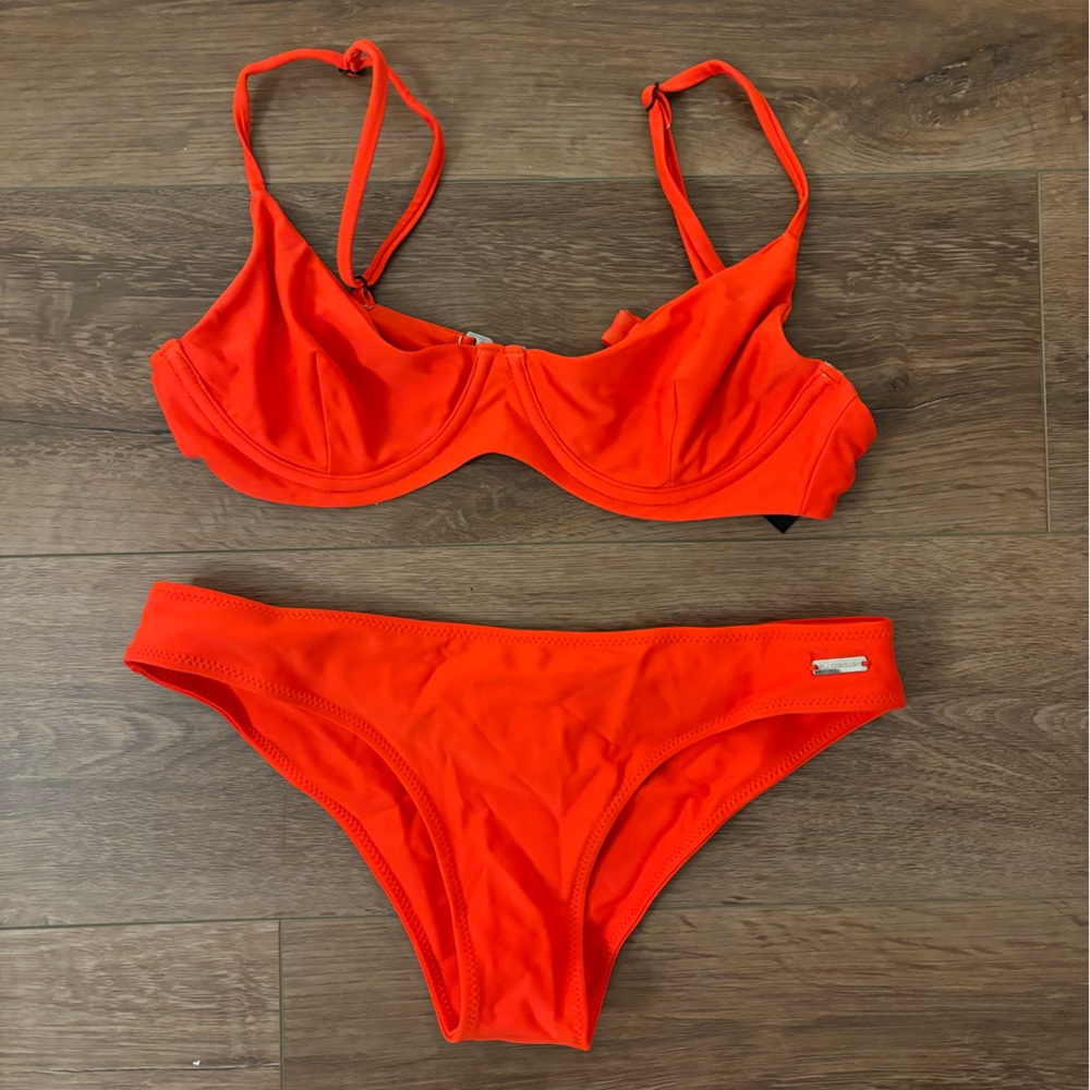 Blackbough swim Willow top and Moderate bottoms